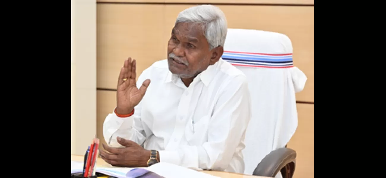 Jharkhand's former CM Champai Soren faced great humiliation and is now looking for a different path.