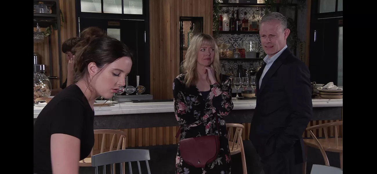 A famous actor from Coronation Street shocks fans by resigning through a dramatic video.
