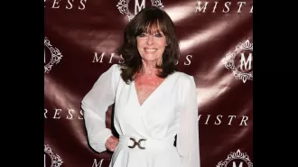 Famous 80s TV star hospitalized for painful injury.