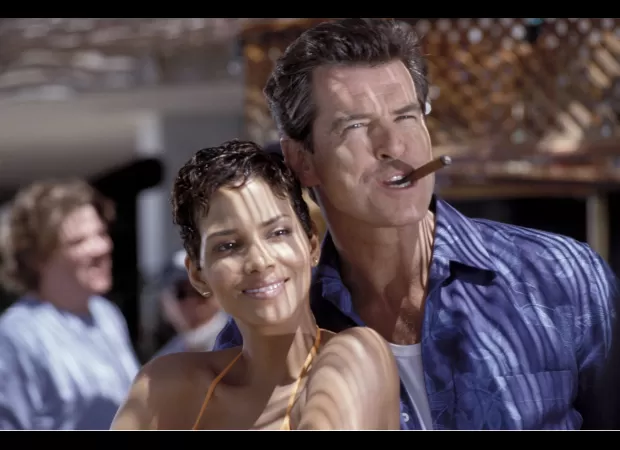 Actress commends male co-star for restoring her faith in men during filming.