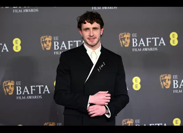 Photos of Paul Mescal and Gracie Abrams spark rumors of a new relationship.