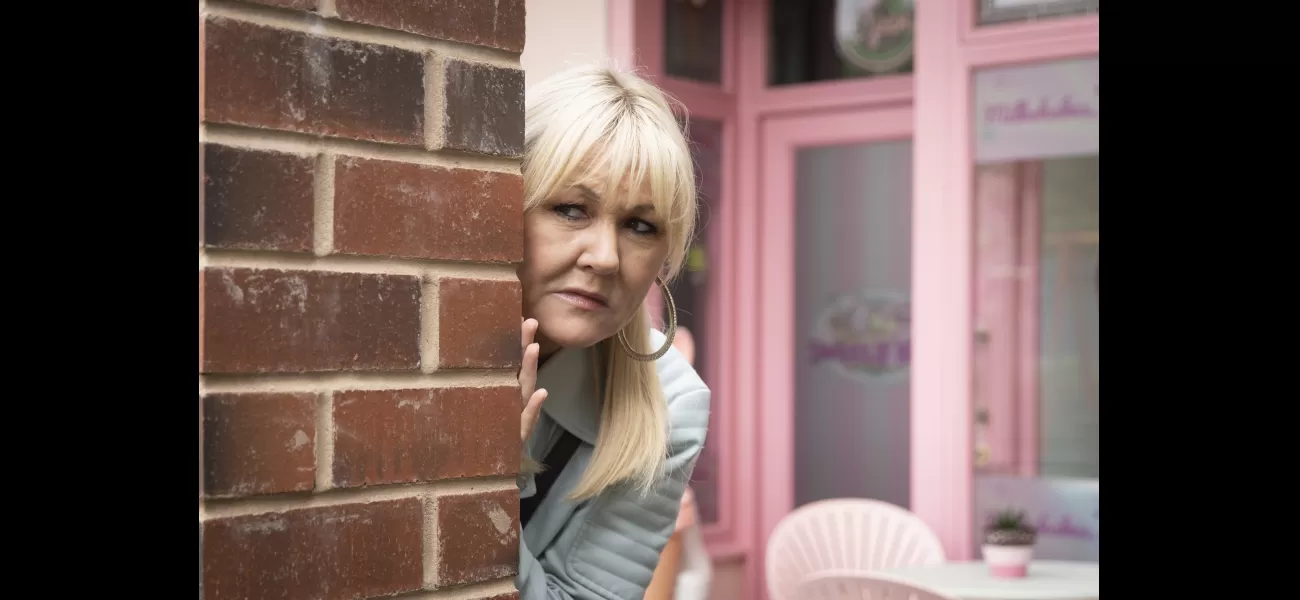 Major star on Coronation Street will have a dark exit as she's forced to leave the show.