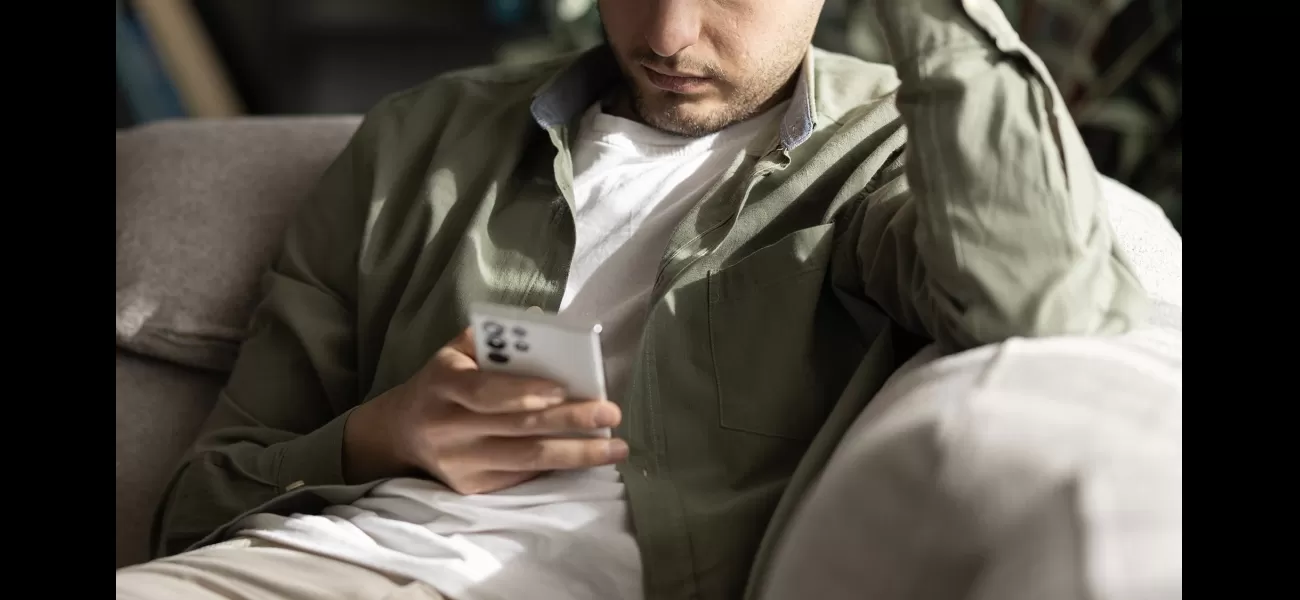 Social media scrolling may be exacerbating your boredom, according to a recent study.
