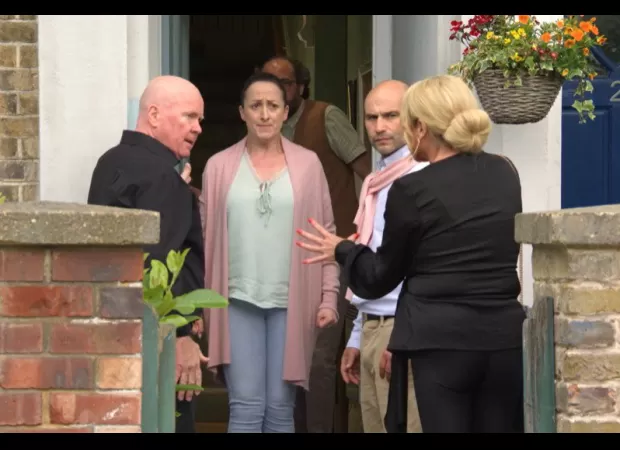 Sonia from EastEnders rescues murderer Reiss with deceased Walford icon's help.