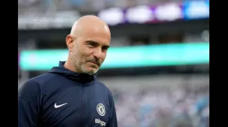 Former Liverpool star Jamie Carragher predicts Chelsea's Premier League campaign will be a difficult one.