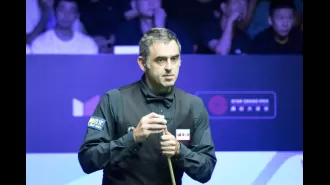 Ronnie O’Sullivan continues to advance in the Xi’an Grand Prix, while other top players are eliminated.