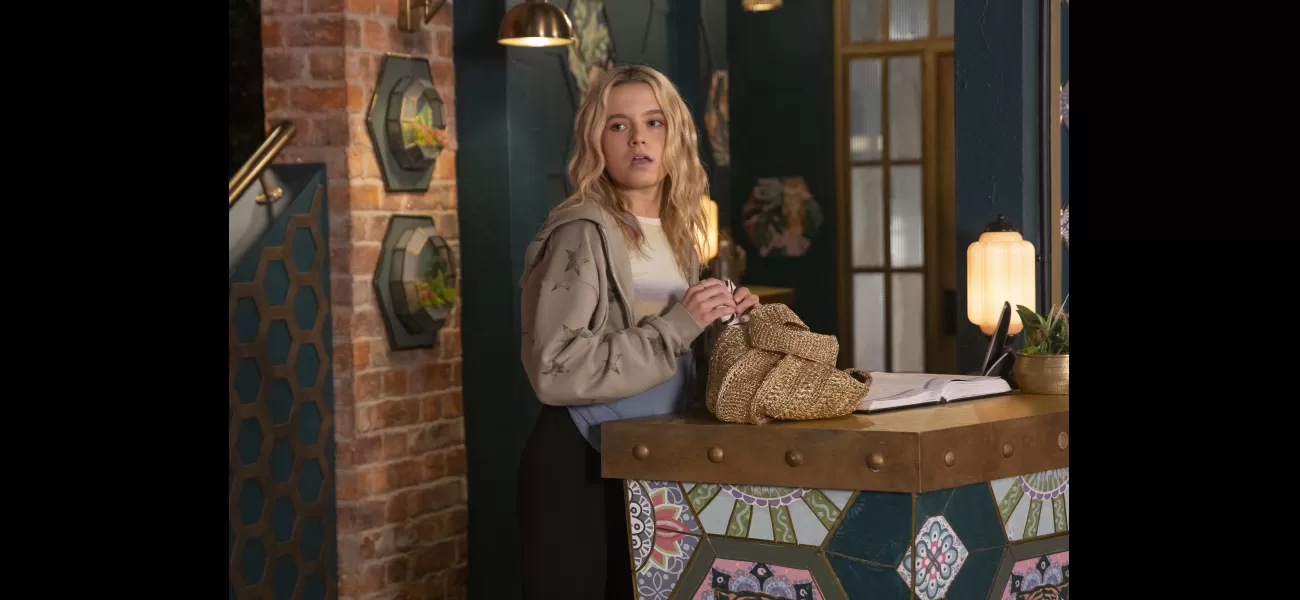 Betsy resorts to extreme measures to provoke Mason's jealousy in Coronation Street.
