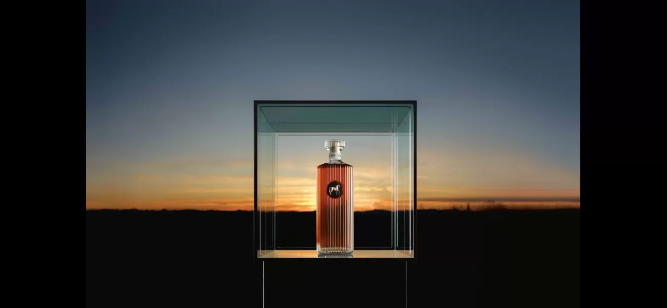 Beyoncé teams up with Scotch expert to create new whisky brand.