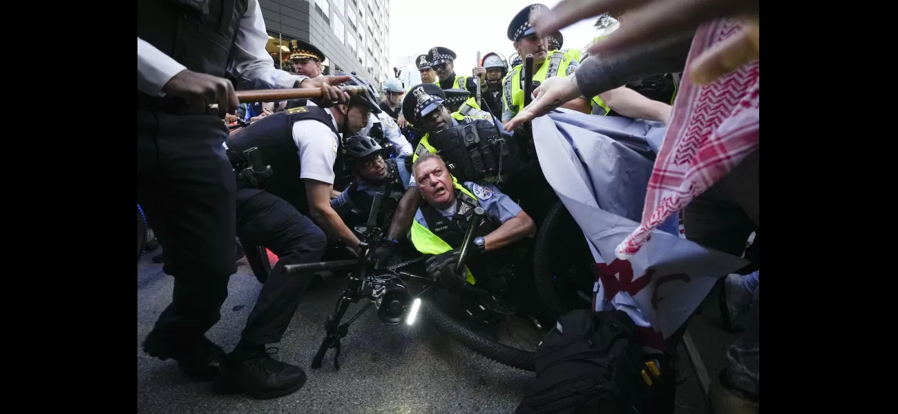 Many arrests were made at a Chicago protest as a large number of police officers were present.