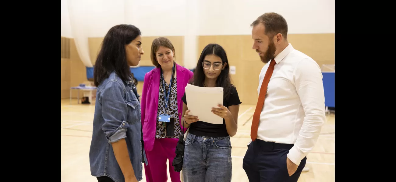 What do GCSE grades mean and how are they structured? Explanation of the 9-1 system.