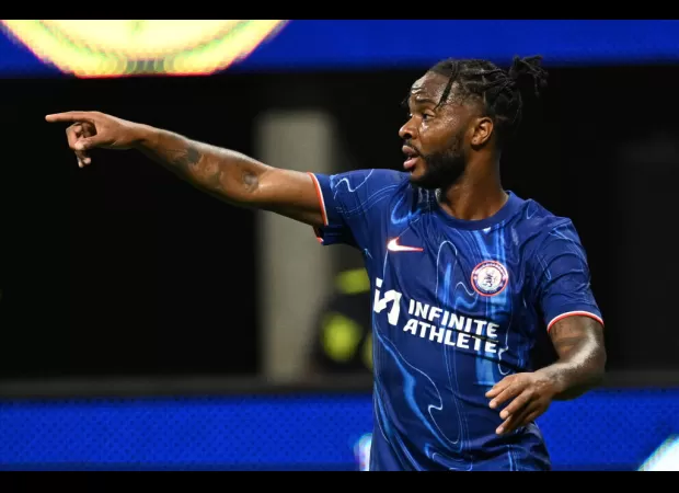 Sterling eliminates potential transfer choice, hints at leaving Chelsea.