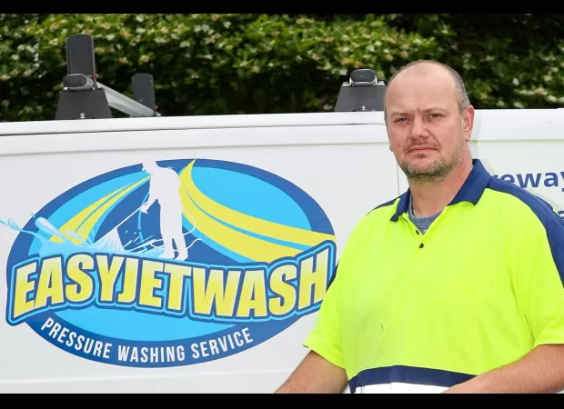 A court ordered the owner of EasyJetwash to pay easyJet damages for using a similar name.