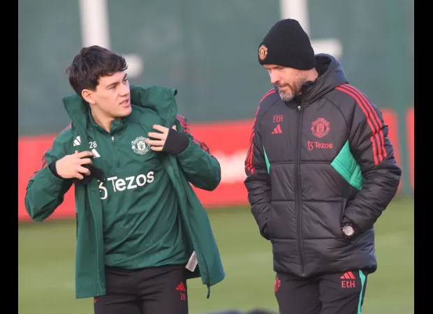 Erik Ten Hag says Manchester United are allowing a highly skilled player to depart.