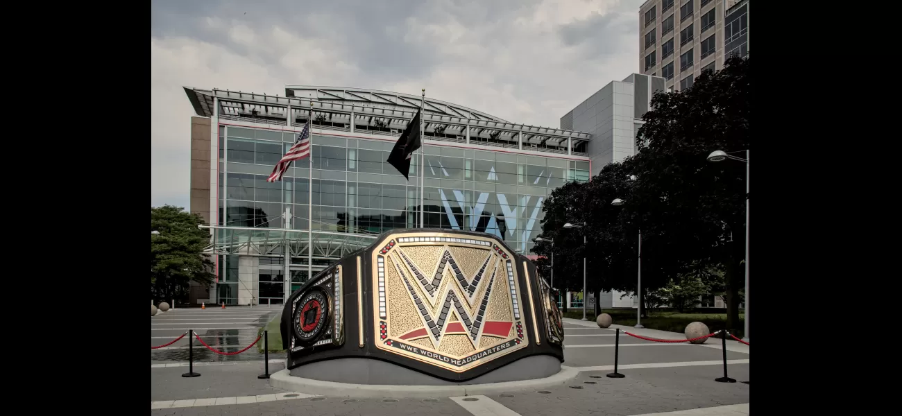 A popular WWE wrestler is expected to make their debut for AEW this weekend following a surprising departure.