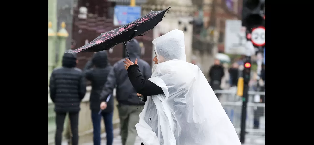 Storm Lilian hits UK with strong winds and causes numerous flood alerts.