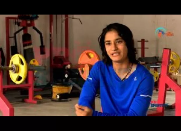 Vinesh reports that Delhi police has removed security for female wrestlers.