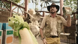 Critically acclaimed dinosaur horror film with perfect score on Rotten Tomatoes is making a big impact in the genre.