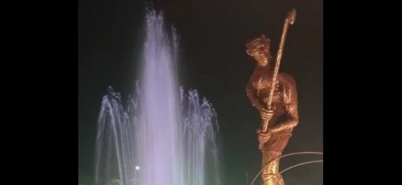 People in Rourkela are waiting for the fallen statue to be restored.
