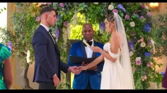 Fans of Love Is Blind notice telling hint about couple's hidden love affair after one person is left at the altar.