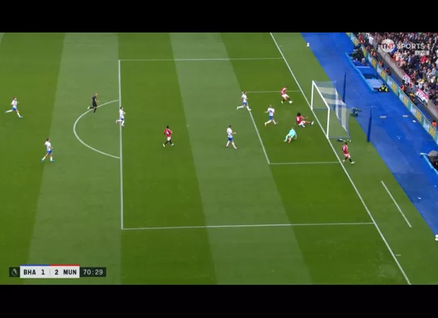 Football fans mock Manchester United for controversial offside call.