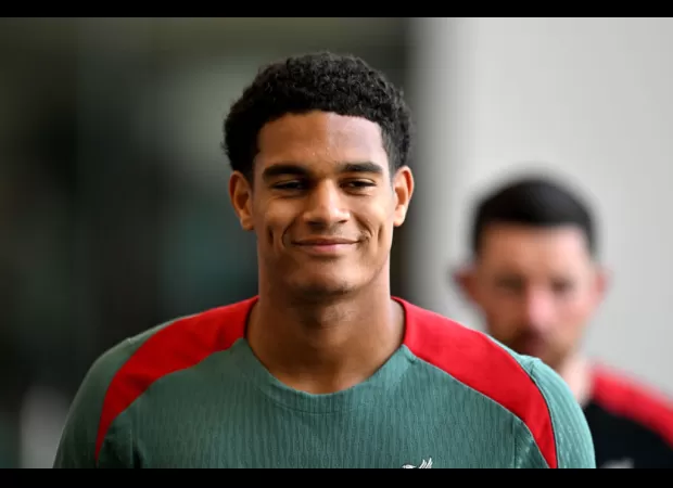 Liverpool and Brentford's team news, potential lineups, and injury updates for their upcoming match.