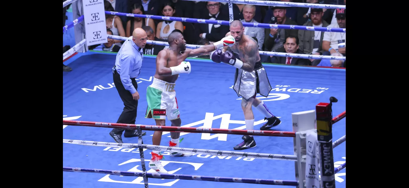 Floyd Mayweather Jr causes chaos by getting referee kicked out during boxing match.