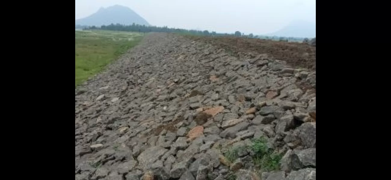 A dam in Kesinga will help 3,000 farmers.