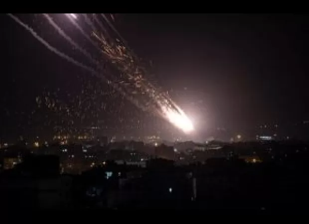 Political parties back Palestinian cause.