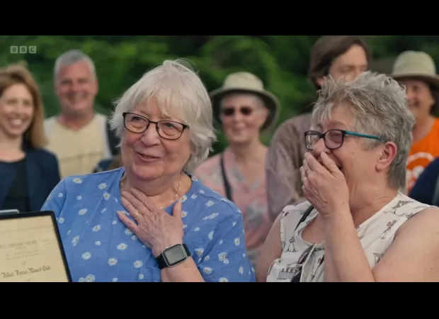 People on Antiques Roadshow are stunned when they discover the value of war medals given to a pigeon.