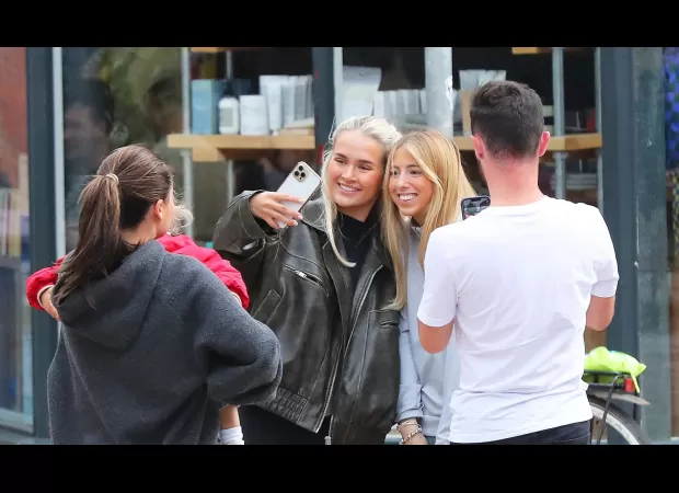 Molly-Mae Hague tries to conceal her sadness while spending time with a fan and her daughter Bambi.