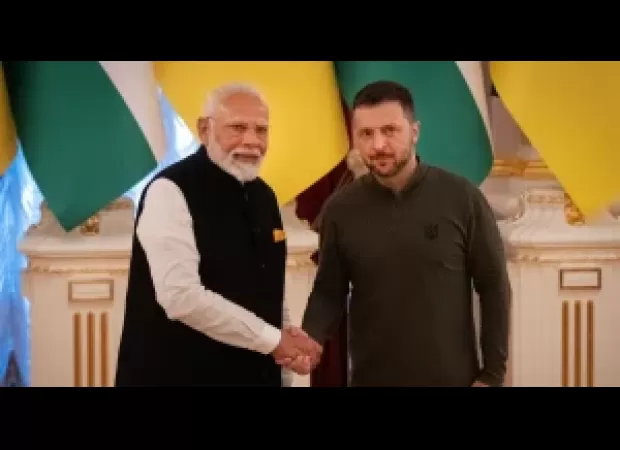 The issue of staying neutral and not taking sides on a matter is a dilemma.

Dilemma of remaining impartial and not picking a side.