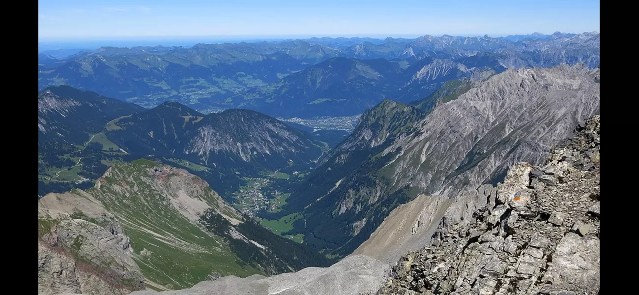 Aircraft accident in Alps prompts major rescue mission for survivors.