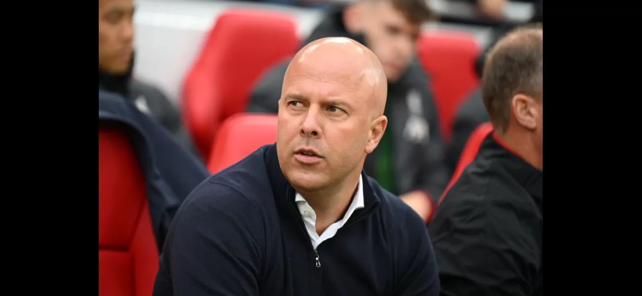 Liverpool reaches out to player wanted by Man Utd and Chelsea, while Arne Slot looks for last-minute signings.