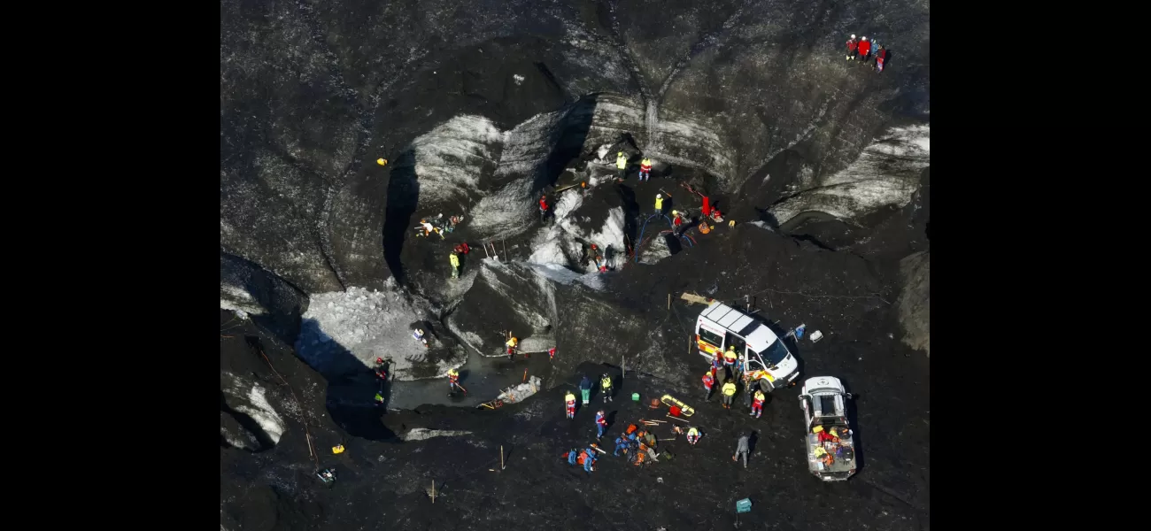 Tourist's death in Iceland ice cave collapse stops police search.