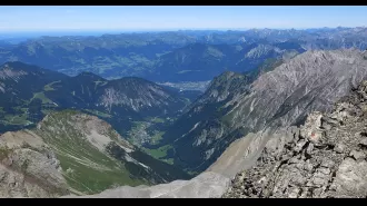 Aircraft accident in Alps prompts major rescue mission for survivors.