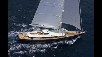 New Zealand leader being probed for involvement in sinking of wealthy CEO's luxurious yacht.