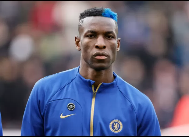 A former Chelsea player reacts to being told to stay quiet by the team's new £32m striker, Nicolas Jackson.