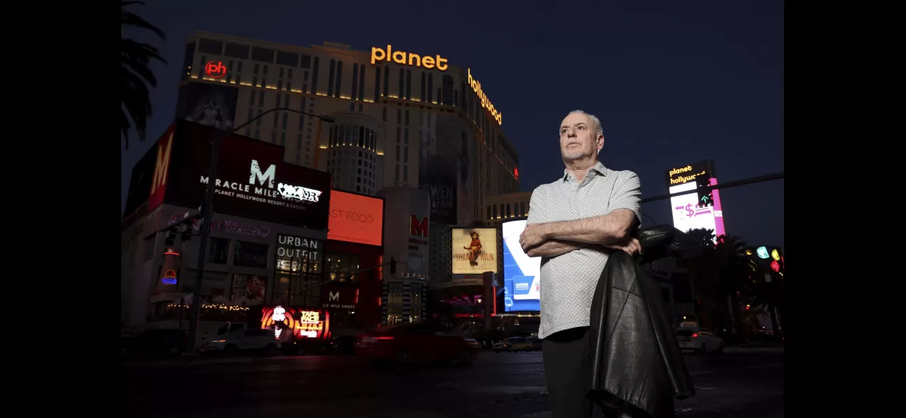 Jury decides on former politician's guilt in murder of journalist in Las Vegas.