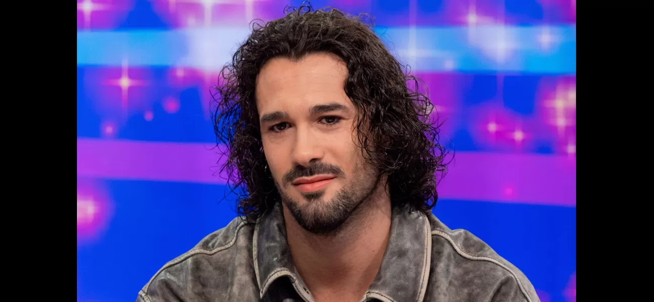 DWTS champ defends Graziano Di Prima amid abuse claims with 3-word statement.