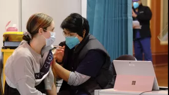 A university in NSW claims that a new nasal vaccine for COVID-19 could be a gamechanger.