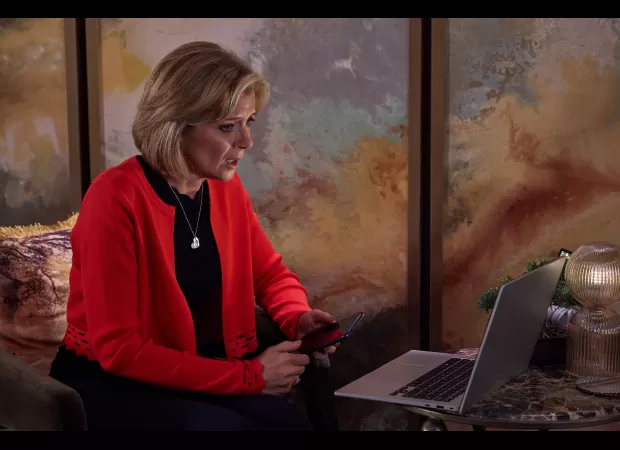 Leanne is shocked by a discovery made by Nick and Toyah on Coronation Street.