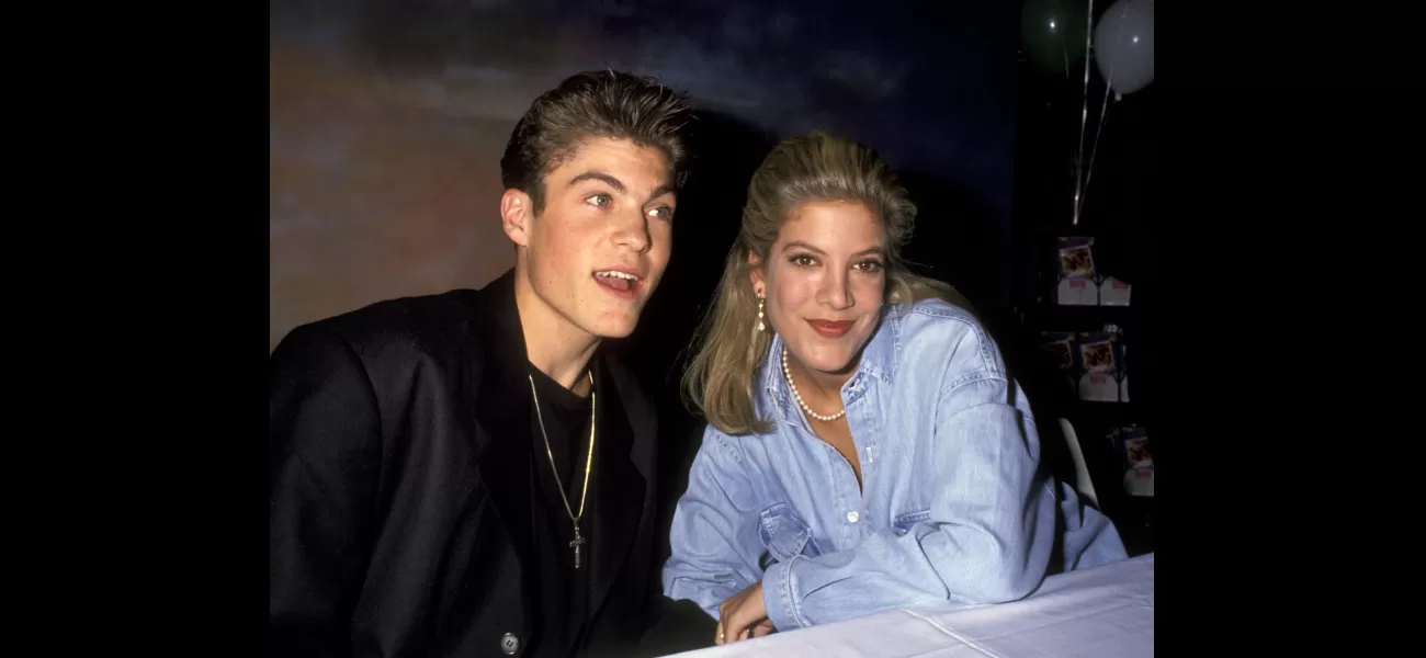 Famous 90s TV stars were separated for almost 2 decades because of their former partners.