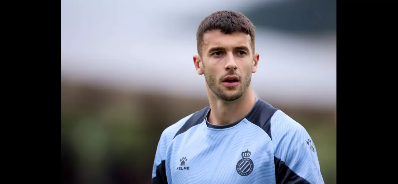 Espanyol coach urges Arsenal to consider £25m transfer deal.