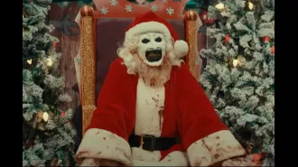 Scary shower scene in horror sequel trailer reminiscent of Psycho.