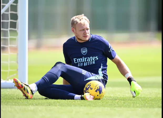 Arsenal has reached a £25m agreement to transfer goalkeeper Aaron Ramsdale to another Premier League team.