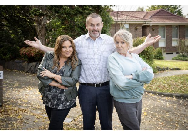 A famous TV actor from the 90s is content with retiring from acting after leaving their iconic role.