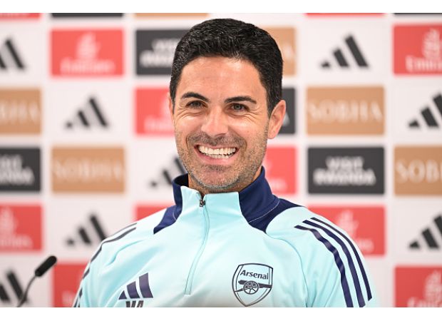 Arsenal has made a last-minute bid for a player from La Liga before the transfer window closes.