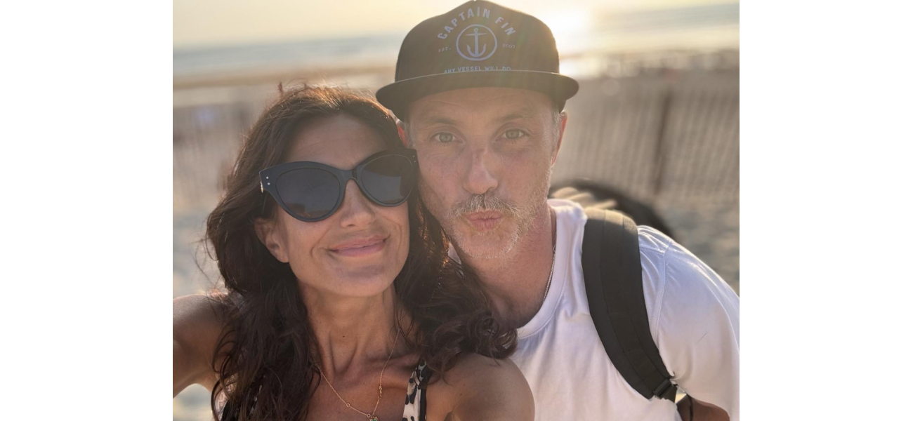 TV lovebirds post adorable photo from vacation