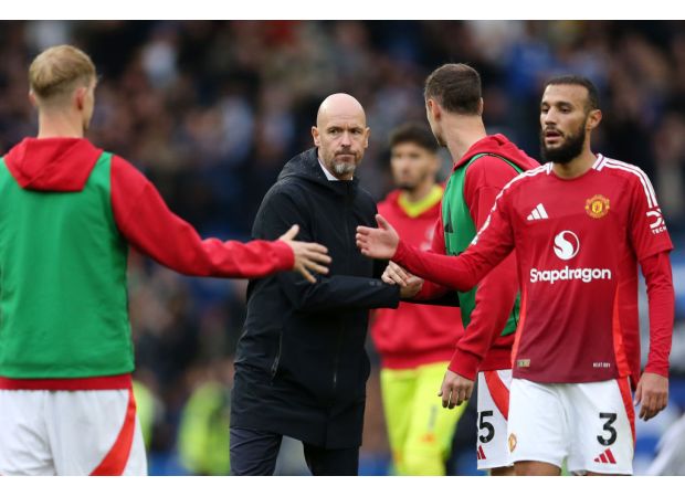 Former player Teddy Sheringham criticizes a Manchester United player for having unrealistic expectations for the Premier League this season.