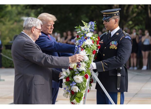 US Army distances itself from Trump campaign with strong criticism.